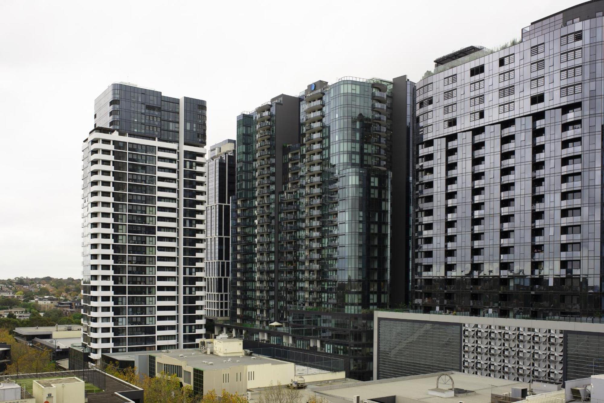 Apartment Next To Public Station, Boxhill Central, 2 Bedrooms, Free Parking And Wifi Box Hill Luaran gambar