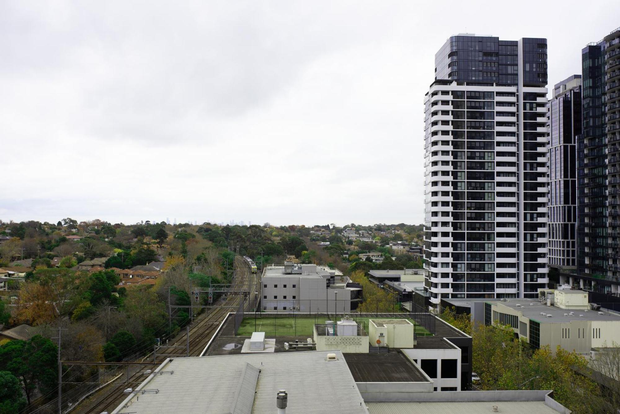 Apartment Next To Public Station, Boxhill Central, 2 Bedrooms, Free Parking And Wifi Box Hill Luaran gambar