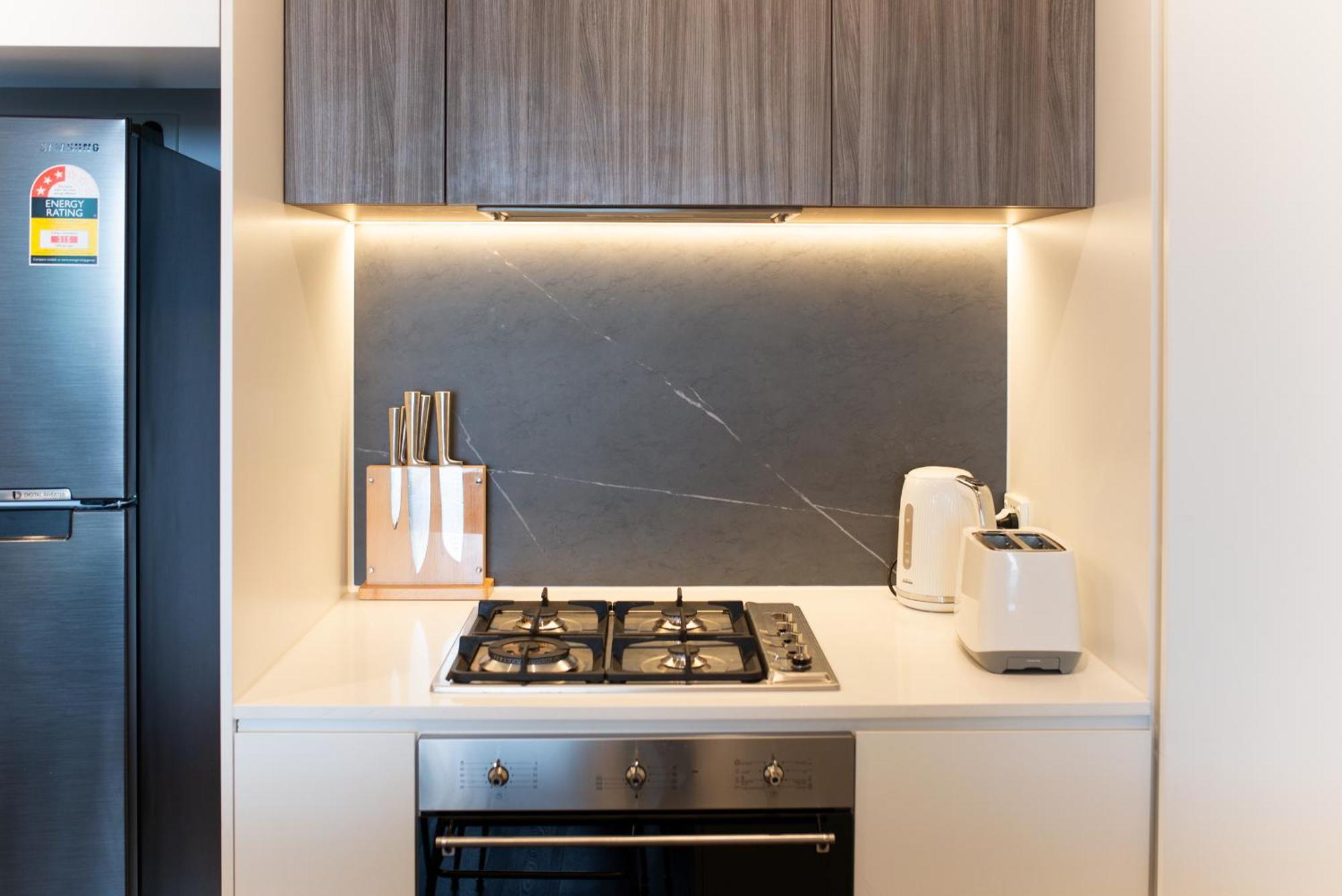 Apartment Next To Public Station, Boxhill Central, 2 Bedrooms, Free Parking And Wifi Box Hill Luaran gambar