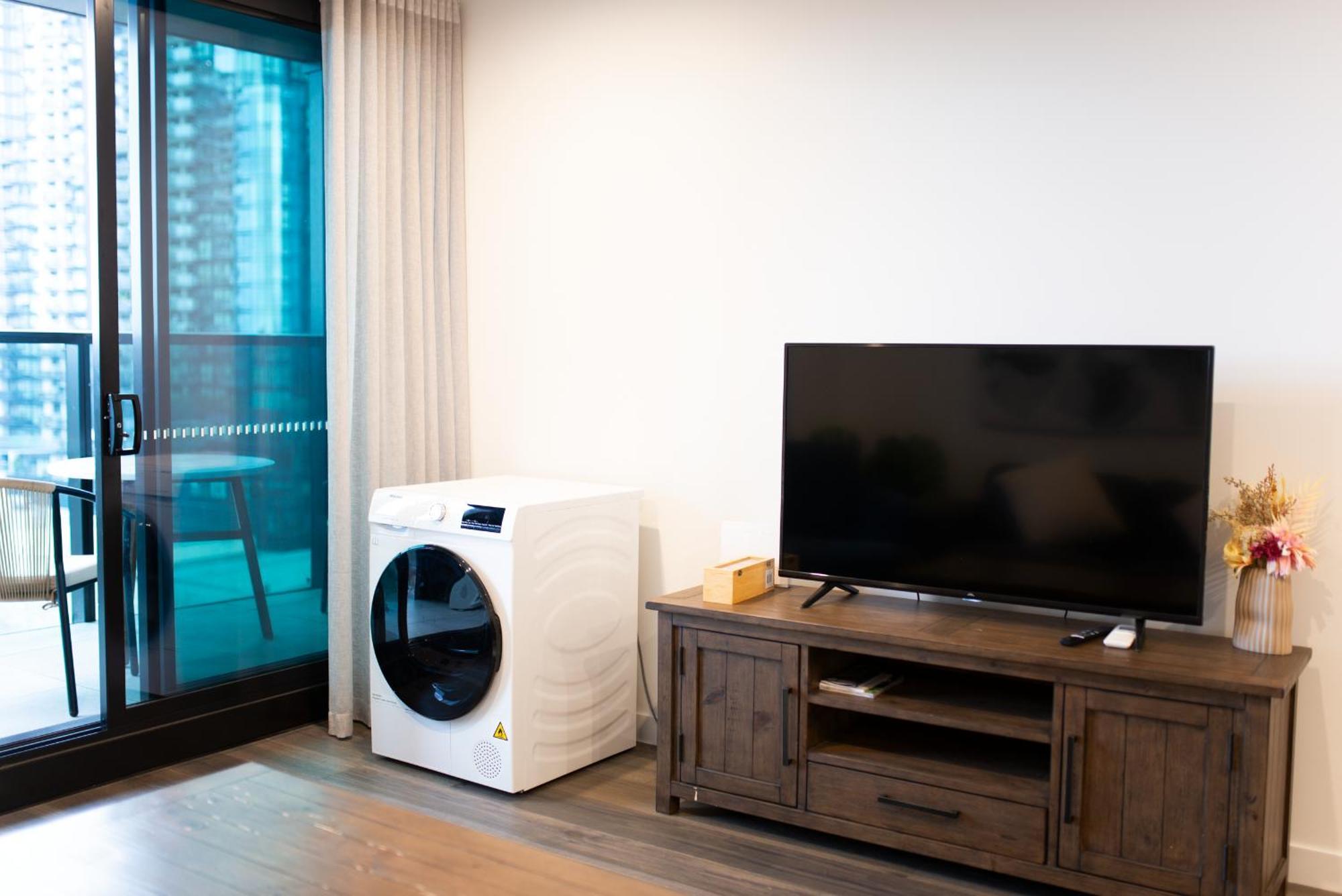 Apartment Next To Public Station, Boxhill Central, 2 Bedrooms, Free Parking And Wifi Box Hill Luaran gambar